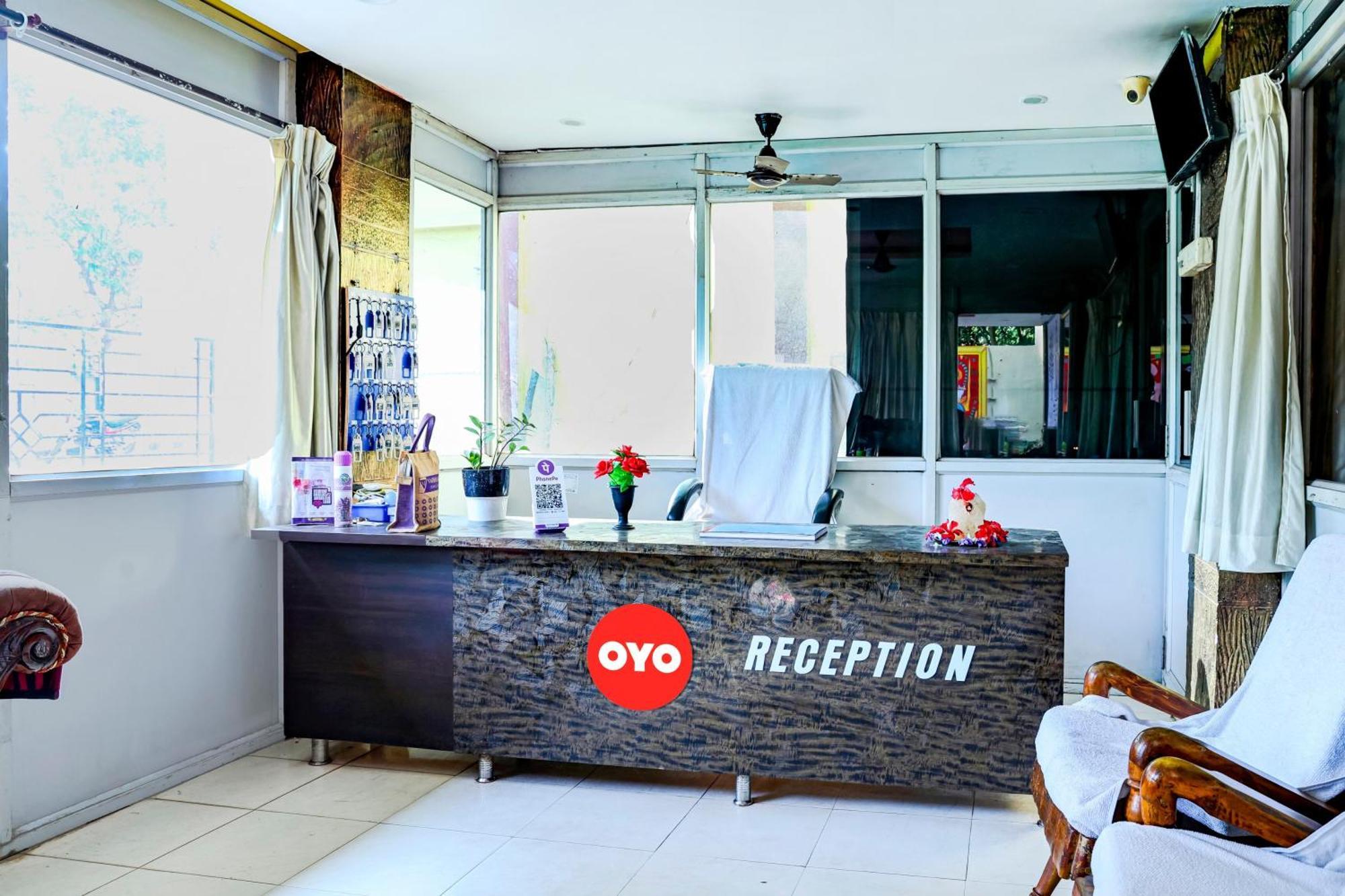 Oyo Royal Visakha Beach Guest House Visakhapatnam Extérieur photo