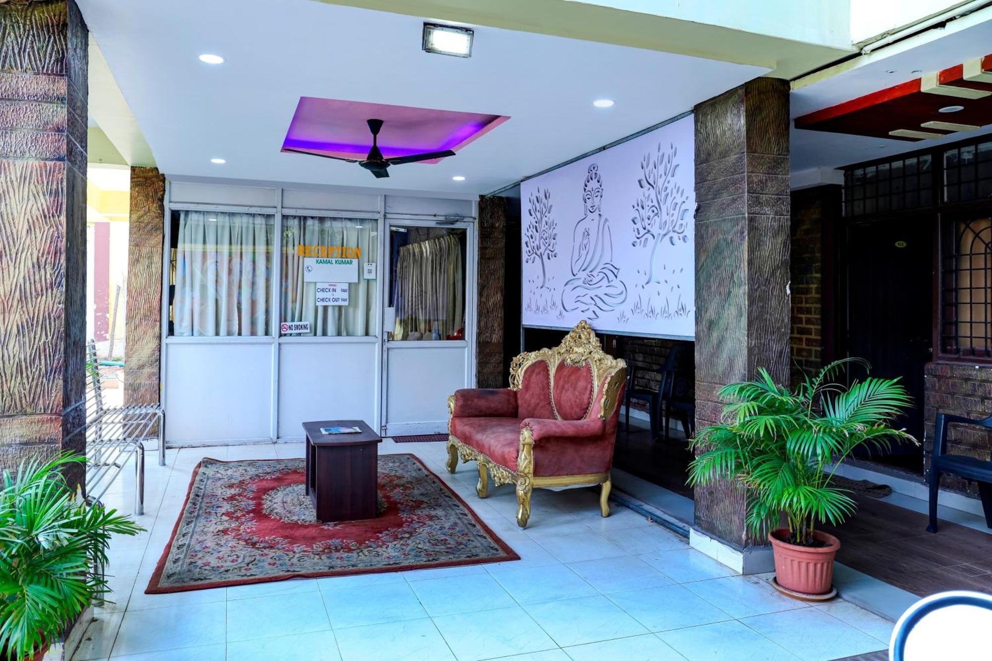 Oyo Royal Visakha Beach Guest House Visakhapatnam Extérieur photo